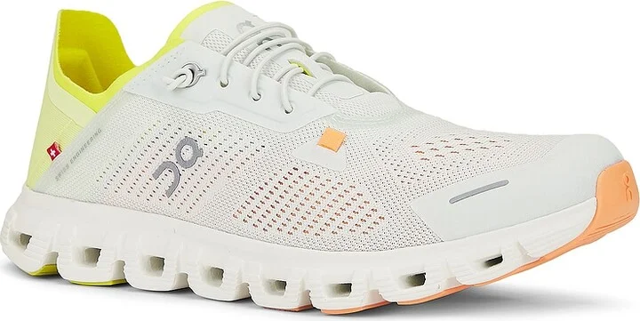 On Cloud 6 Coast in White - Image 2