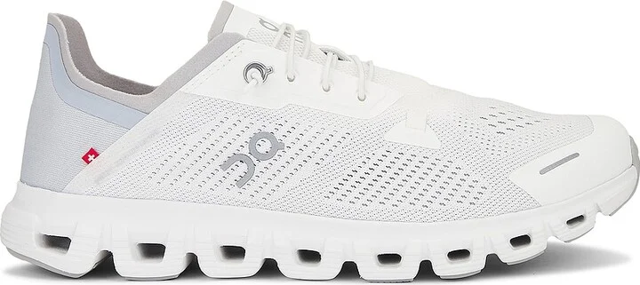 On Cloud 6 Coast in White