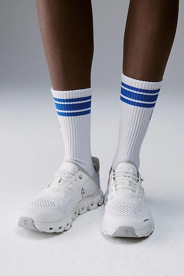 On Cloud 6 Coast Sneakers - Image 2
