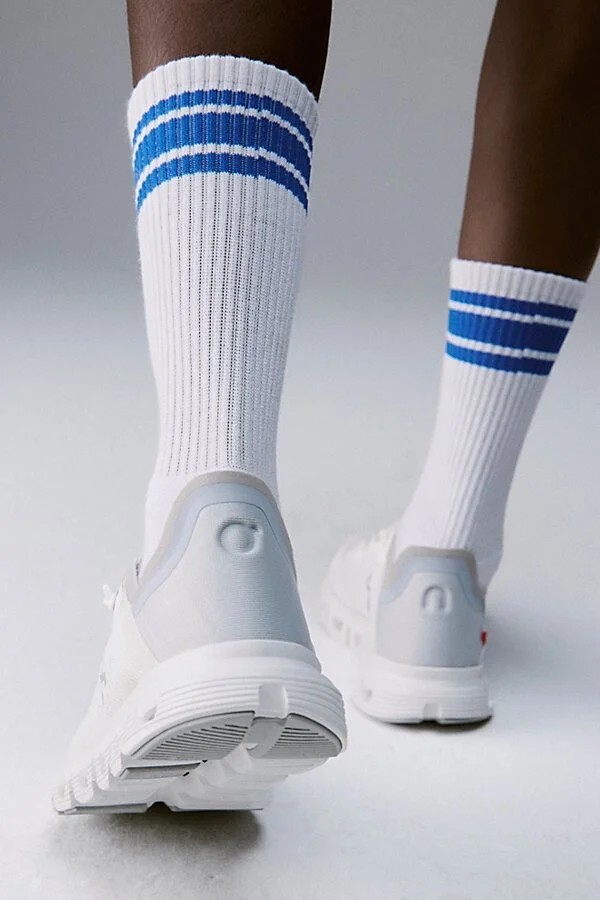 On Cloud 6 Coast Sneakers - Image 4