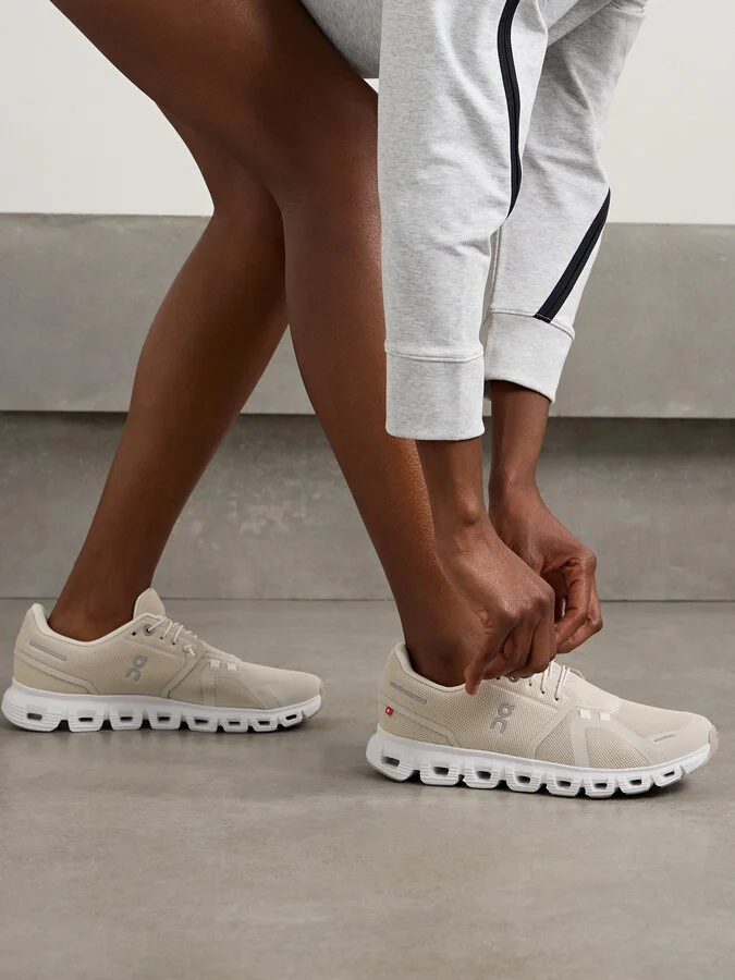 ON - Cloud 6 Mesh Sneakers - Gray - Image 2