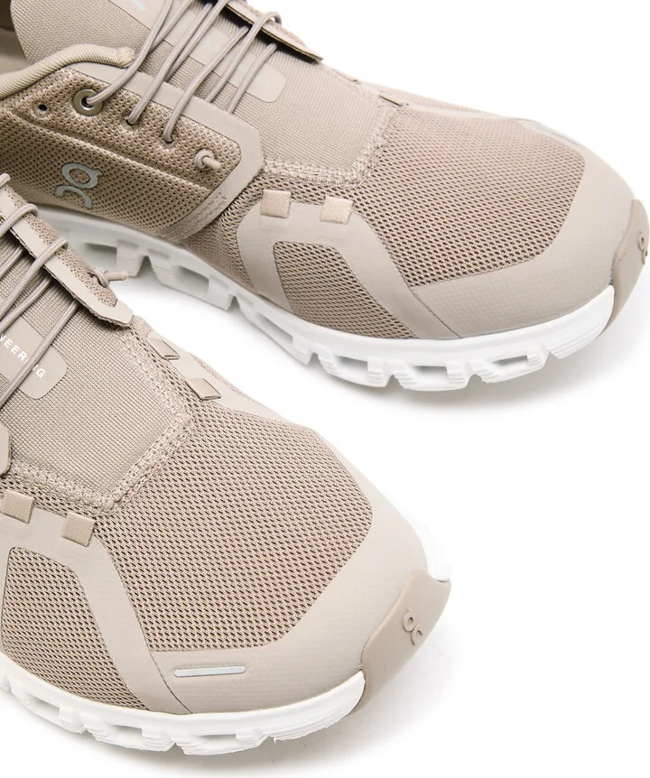 ON Cloud 6 Panelled Mesh Sneakers - Image 3