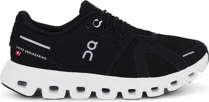On Cloud 6 Sneaker in Black