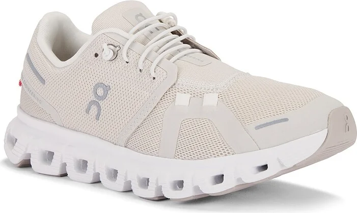 On Cloud 6 Sneaker in Grey - Image 2