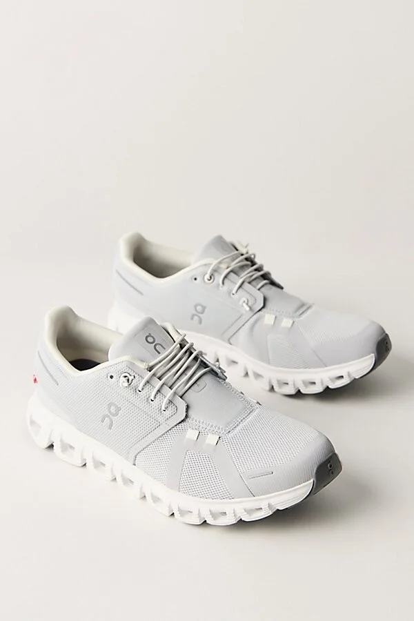On Cloud 6 Sneakers - Image 2