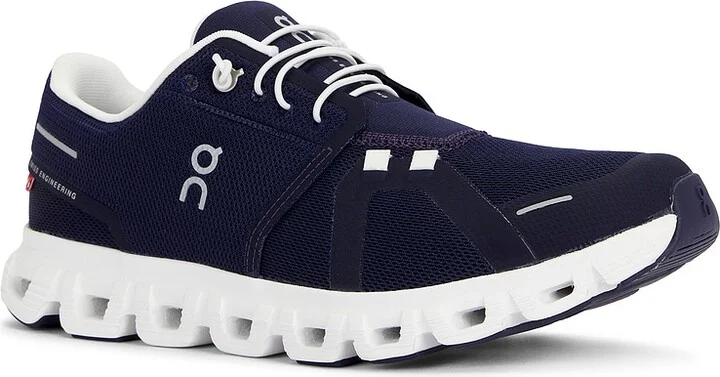 On Cloud 6 Sneakers in Black - Image 2