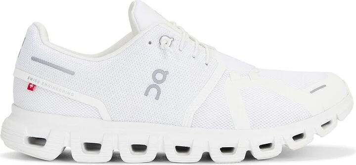 On Cloud 6 Sneakers in White