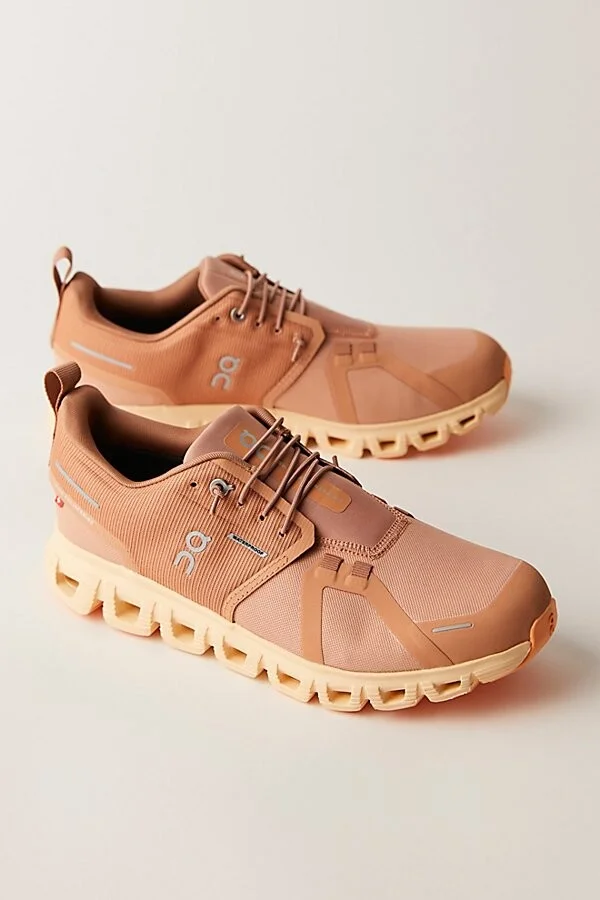 On Cloud 6 Waterproof Sneakers - Image 2