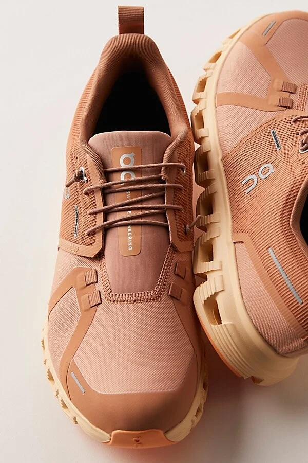 On Cloud 6 Waterproof Sneakers