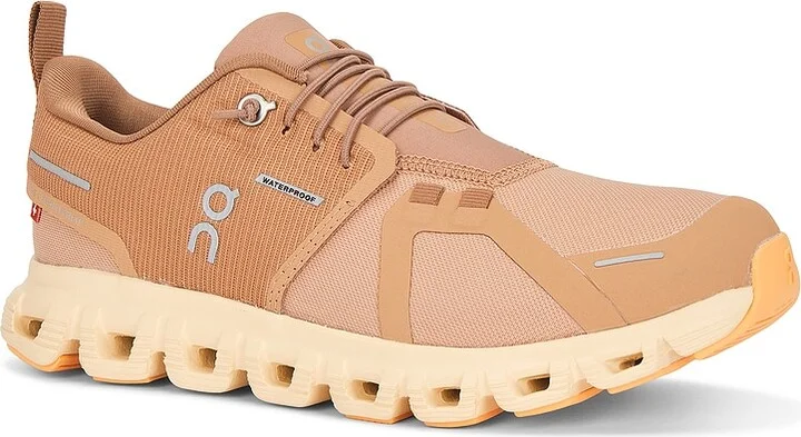 On Cloud 6 Wp Sneaker in Nude - Image 2