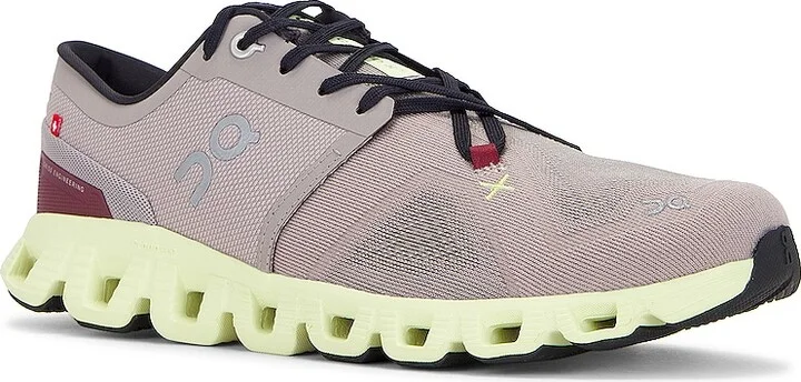 On Cloud X 3 in Mauve - Image 2
