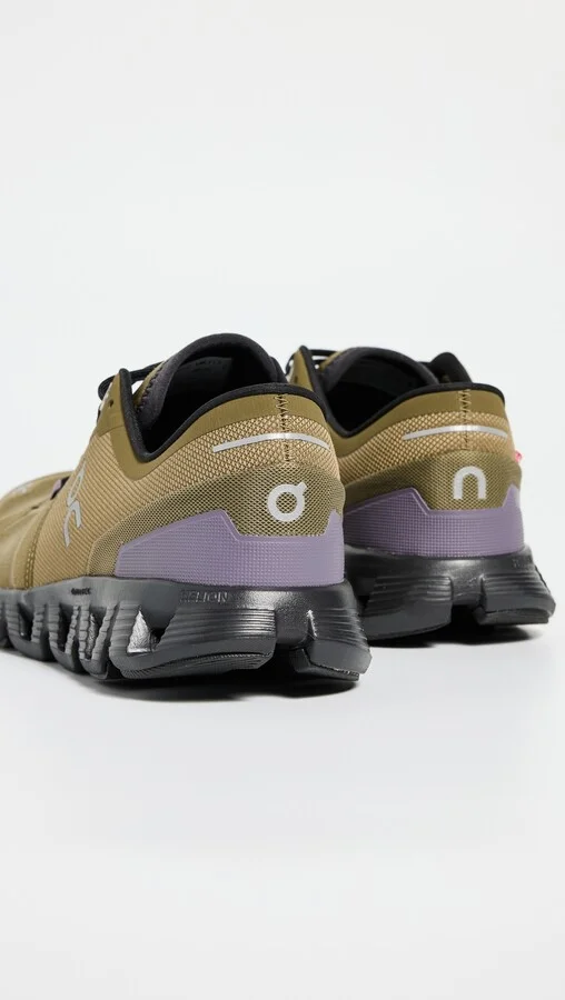 On Cloud X 3 Sneakers - Image 3