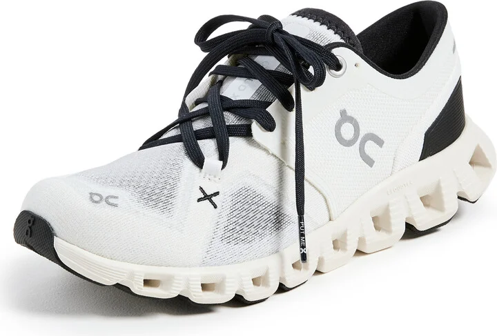 On Cloud X 3 Sneakers
