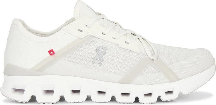 On Cloud X 4 Ad Sneaker in White