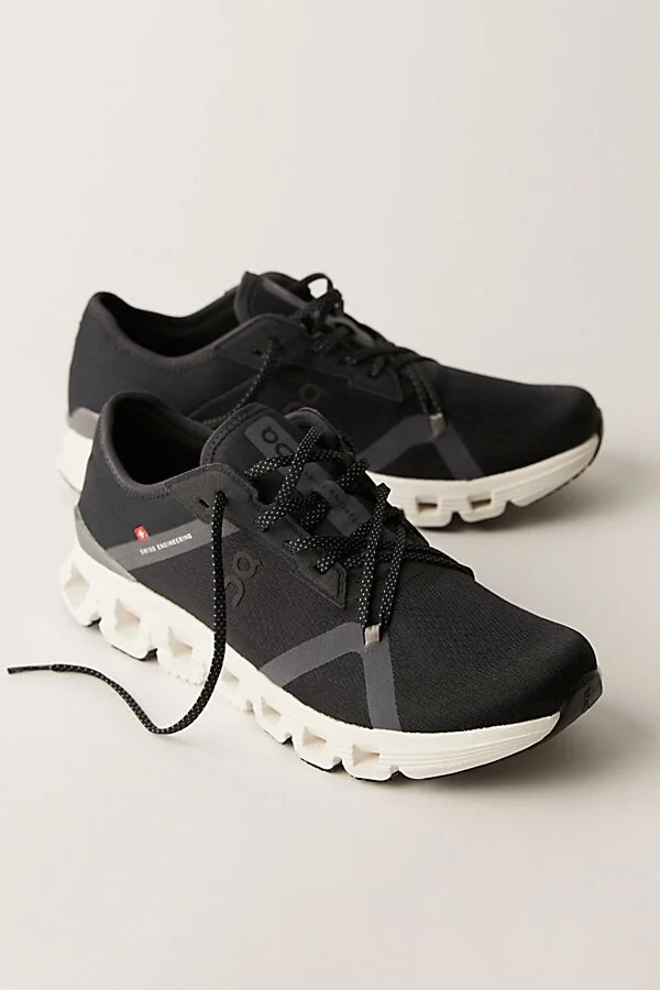 On Cloud X 4 AD Sneakers - Image 2