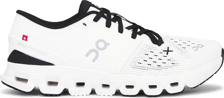 On Cloud X 4 Sneaker in Ivory