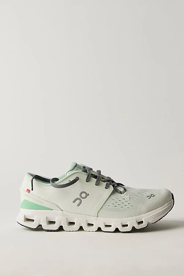 On Cloud X 4 Sneakers - Image 3