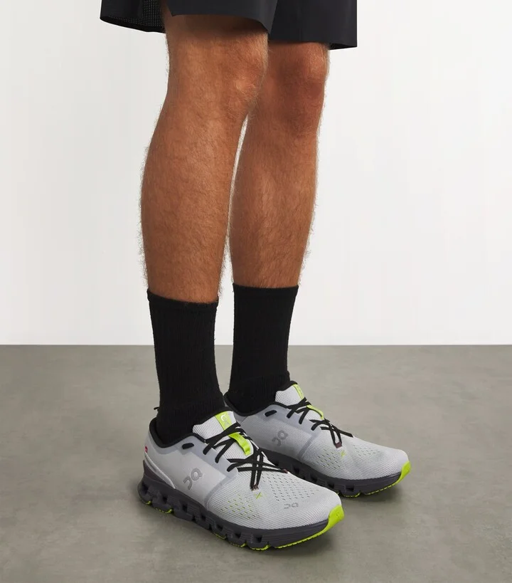 On Cloud X 4 Trainers - Image 2