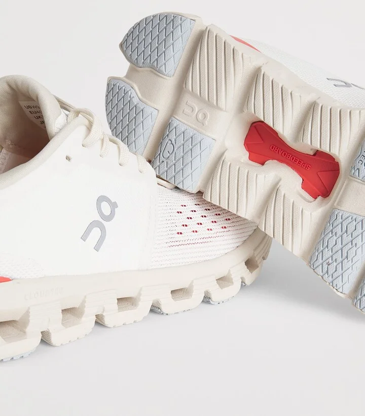 On Cloud X 4 Trainers - Image 5