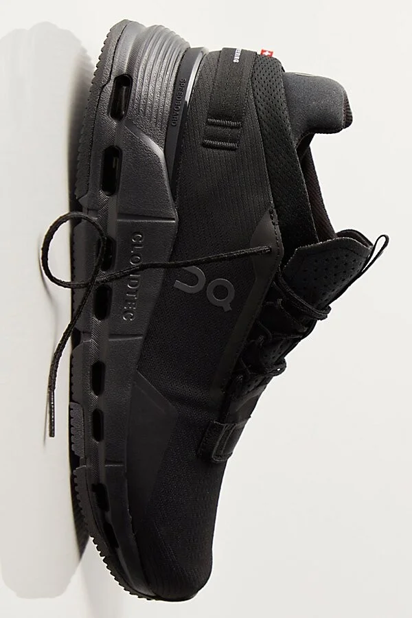 On Cloudnova 2 Sneakers