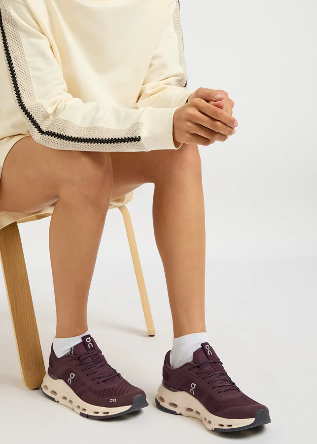 ON Cloudnova Form 2 Mesh-knit Sneakers - Image 5