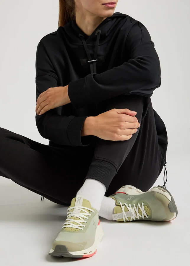ON Cloudnova Form 2 Mesh-knit Sneakers - Image 5