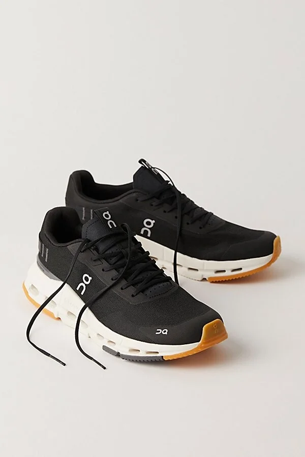 On Cloudnova Form 2 Sneakers - Image 2
