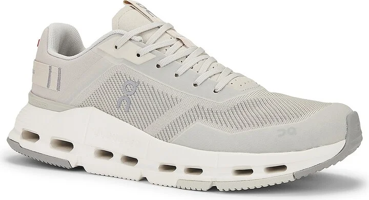 On Cloudnova Form 2 Tt in Light Grey - Image 2