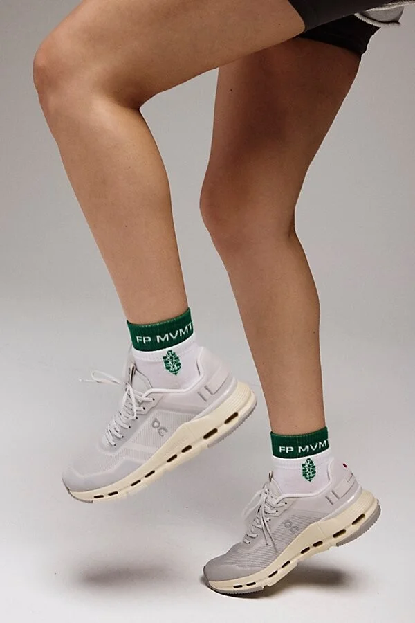 On Cloudnova Form 2 TT Sneakers - Image 3