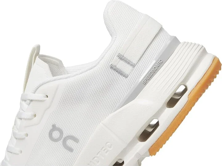 On Cloudnova Form 2 Women's Shoes White/Ivory : 7.5 M, Synthetic - Image 4