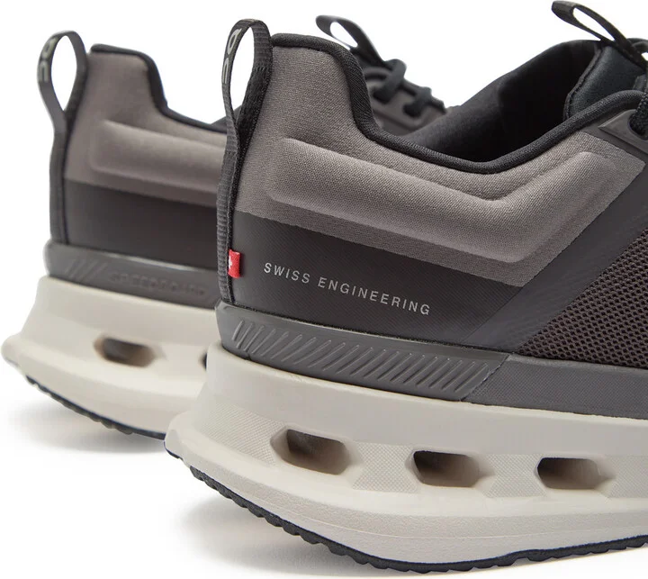 ON Cloudnova X Panelled Mesh Sneakers - Image 4