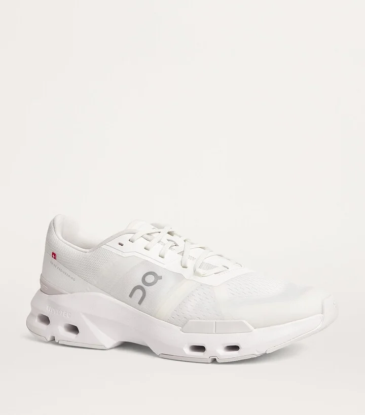 On Cloudpulse Trainers - Image 5