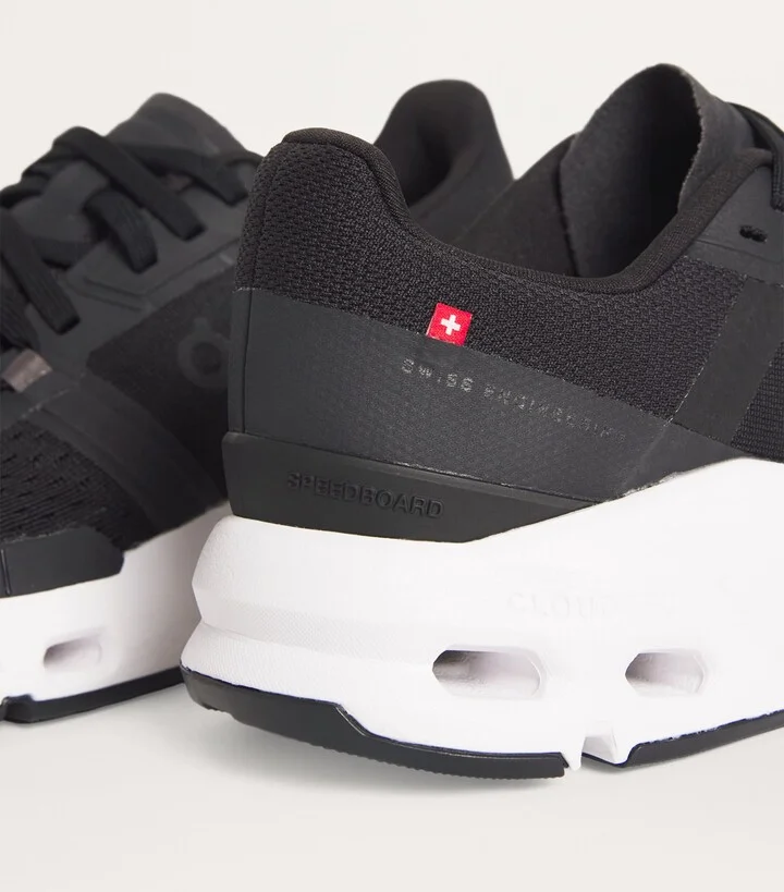 On Cloudpulse Trainers - Image 6