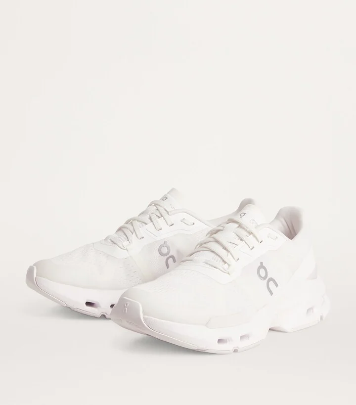 On Cloudpulse Trainers - Image 3