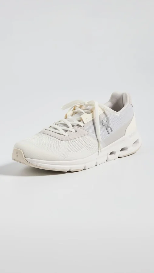 On Cloudrift Sneakers - Image 4