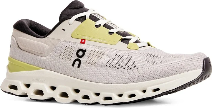 On Cloudstratus 3 Trainers - Image 4