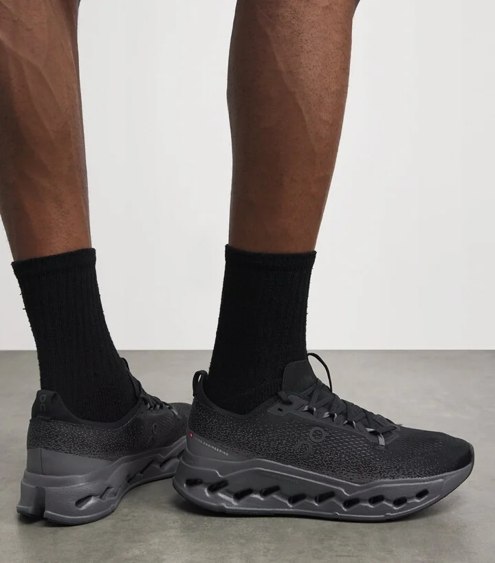 On Cloudsurfer Max Trainers - Image 2