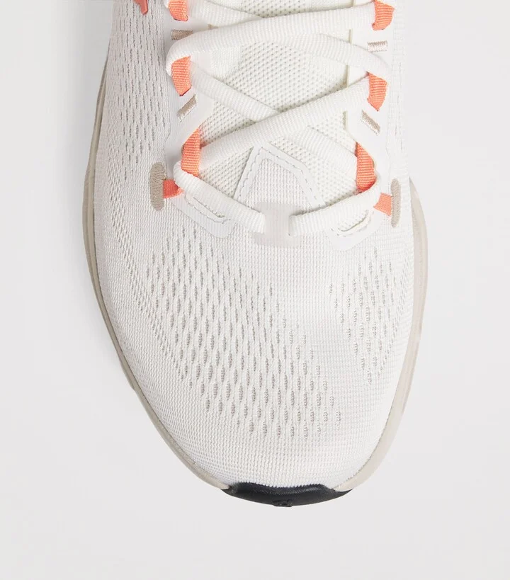 On Cloudsurfer Max Trainers - Image 5