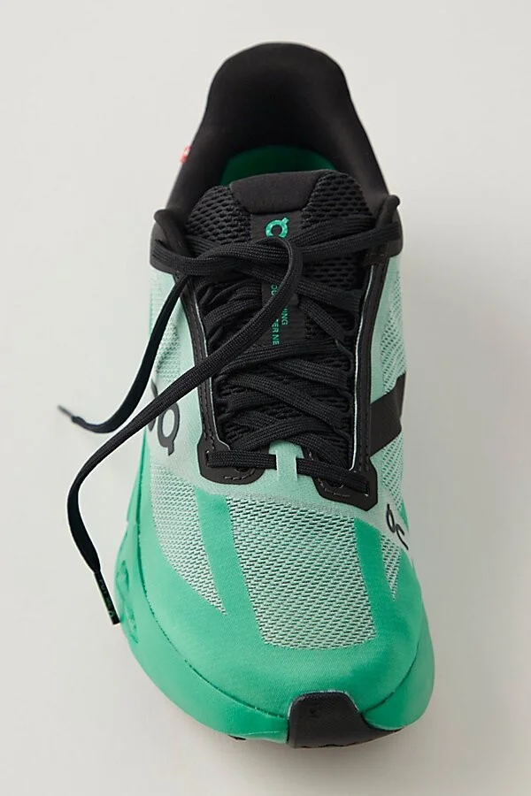On Cloudsurfer Next Sneakers