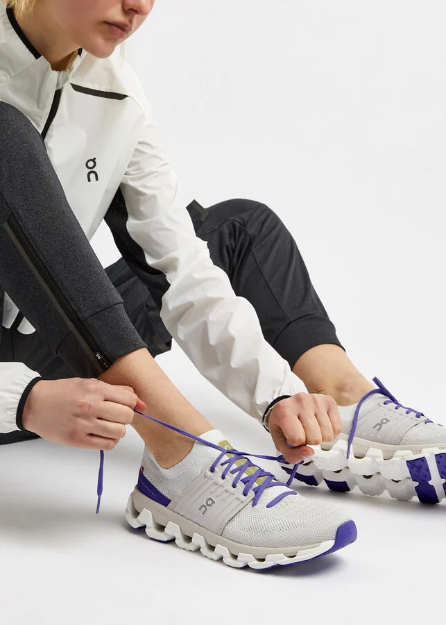 ON Cloudswift 3 Panelled Mesh-knit Sneakers - Image 5