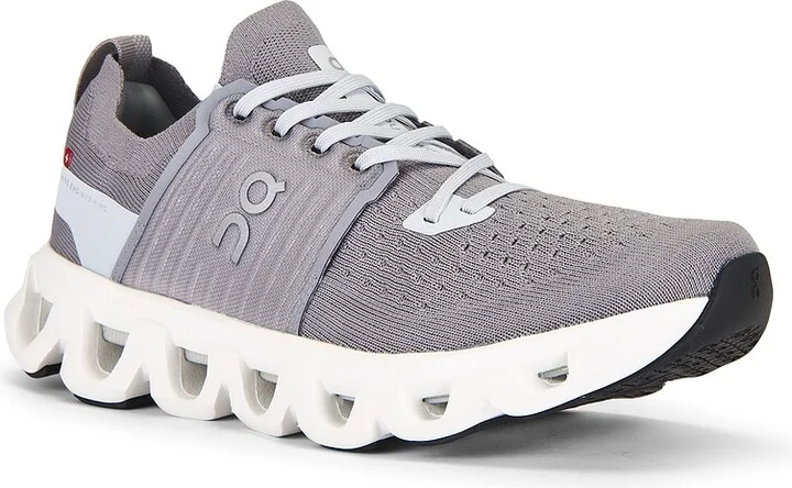 On Cloudswift 4 Sneakers in Grey - Image 2