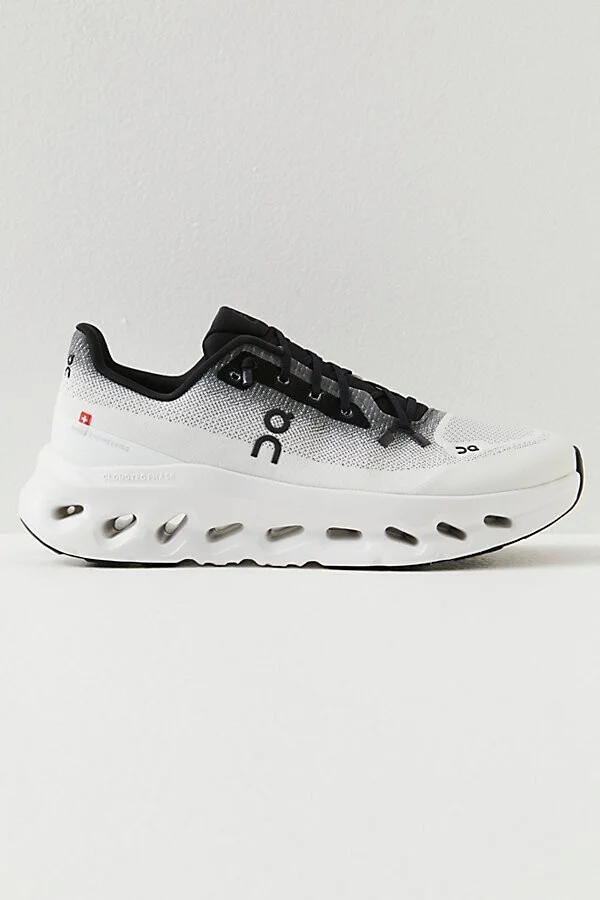 On Cloudtilt Sneakers - Image 3