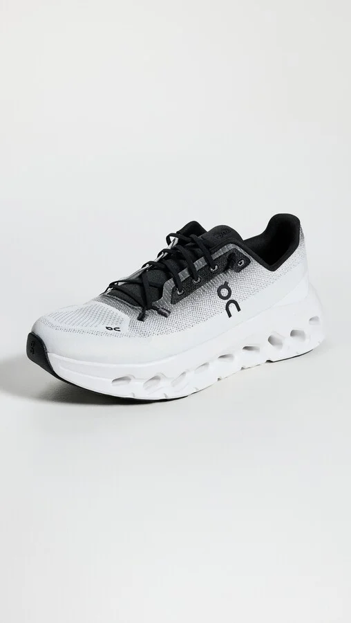 On Cloudtilt Sneakers - Image 3