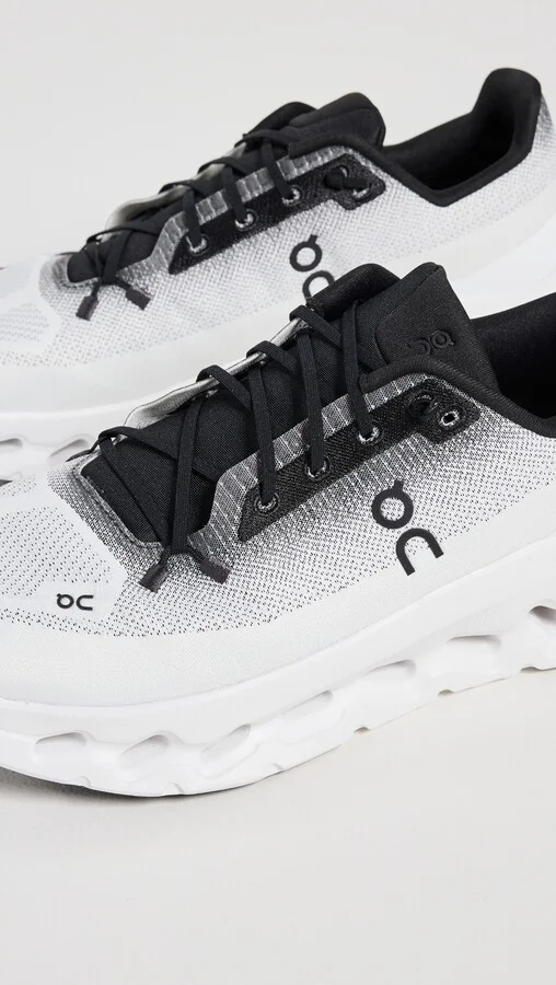 On Cloudtilt Sneakers - Image 5
