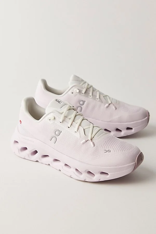 On Cloudtilt Sneakers - Image 2