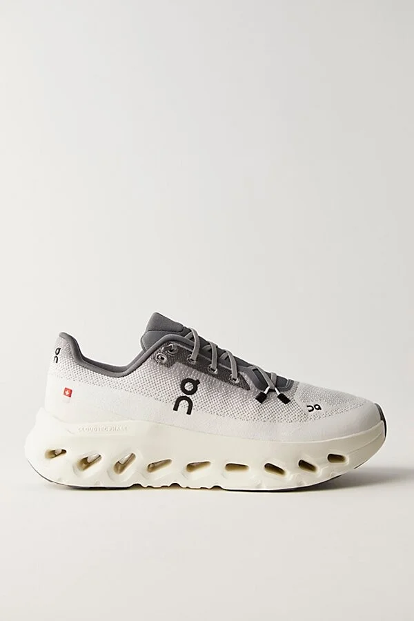 On Cloudtilt Sneakers - Image 3