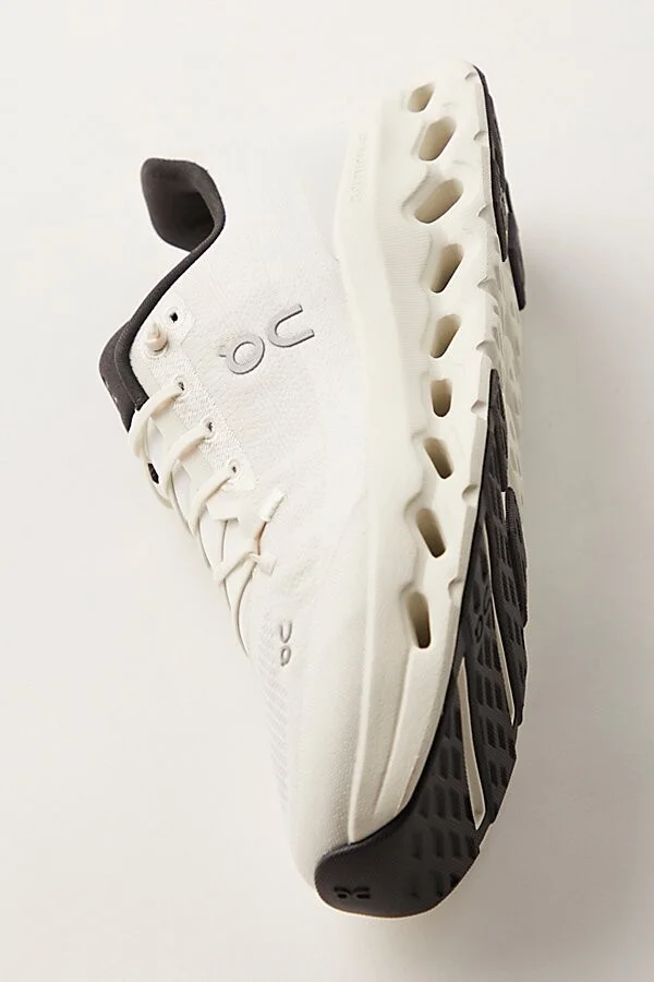 On Cloudtilt Sneakers