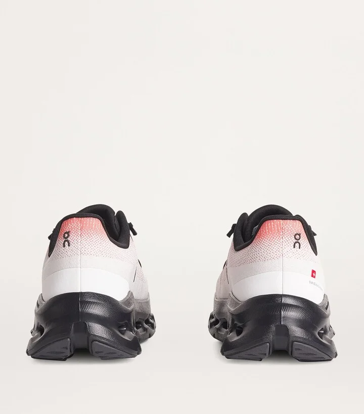 On Cloudtilt Trainers - Image 4