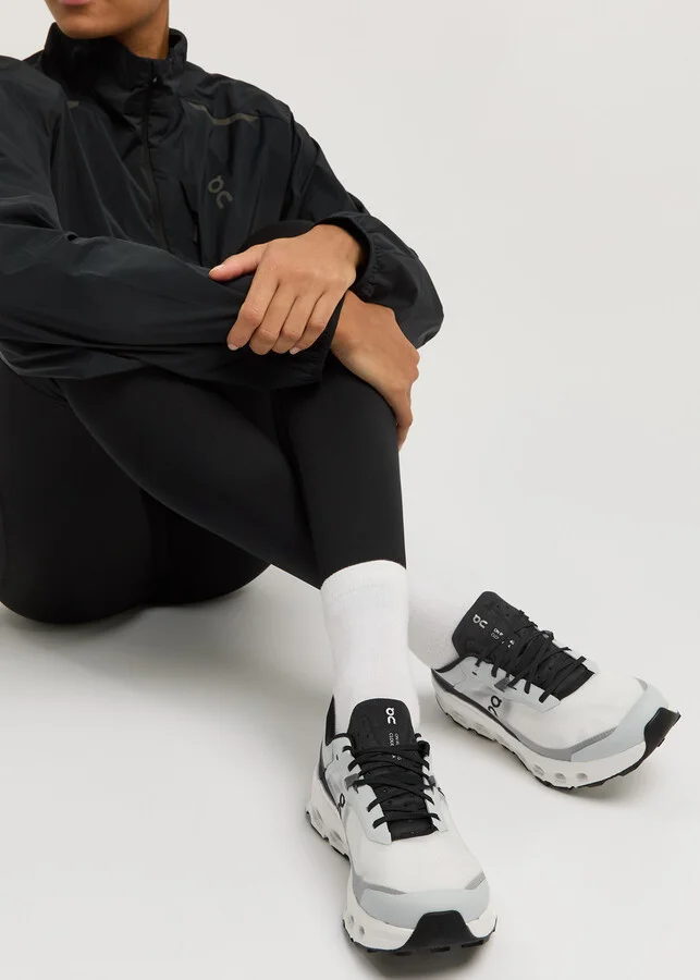 ON Cloudvista 2 Panelled Mesh Sneakers - Image 5