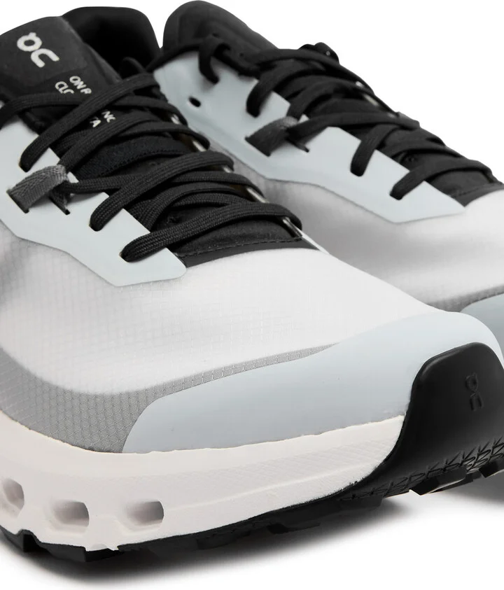 ON Cloudvista 2 Panelled Mesh Sneakers - Image 4